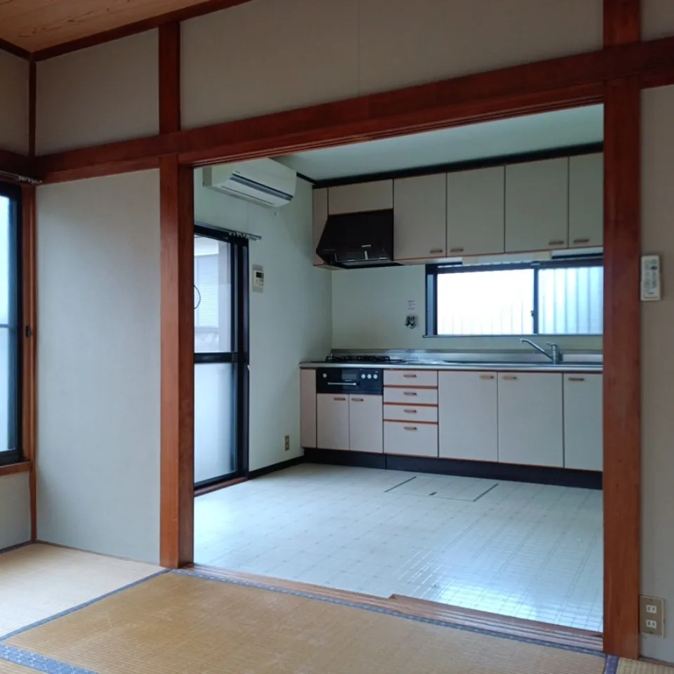 高崎市浜尻町で中古住宅リノベーション中です。